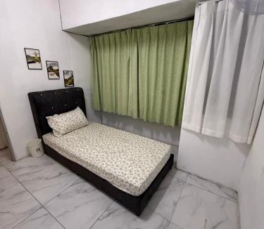 Kampung Kuala Pari Hostel | Rina Hostel