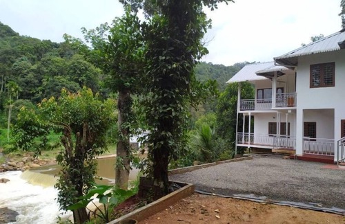 Udumbanchola House | Ripples N Rocks Homestay spicy spellbinding speactacular