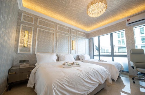 Downtown Kota Kinabalu Hotel | Ritz Residence - A Member of The Luxury Hotel Group