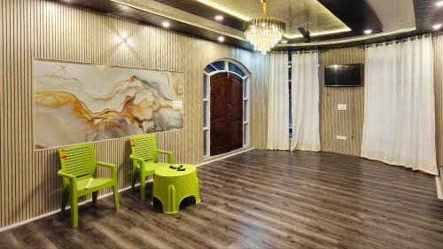 Srinagar House | River Edge Home Stay