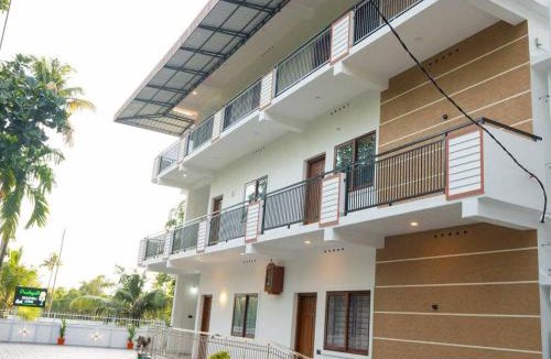 Kochi Apartment | riverview homestay