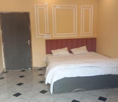 Patna Hotel | Riyank Farms