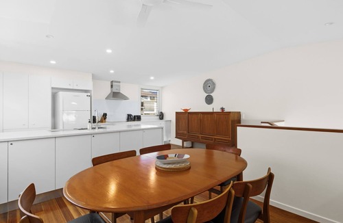 Woolgoolga House | Rock Ledge - Woolgoogla Headland