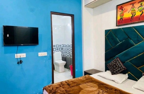 Library Road Hotel | Room 3 - Hill view Doon view city view
