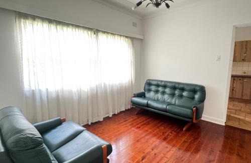 Eastwood House | Room 53