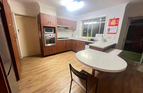 Epping House | Room 84