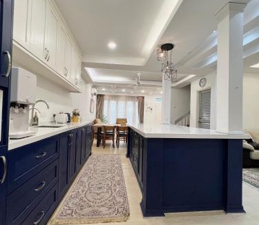 Section 9 House | Roomah Puteh