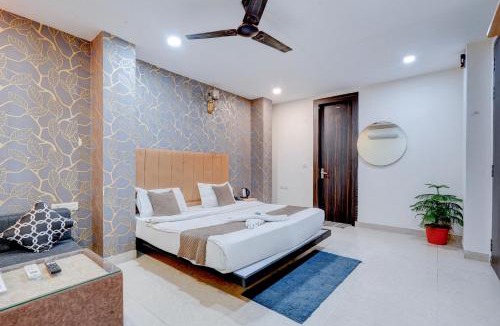Civil Lines Hotel | Roomquet comfort