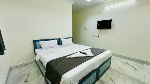 Begumpet Hotel | Rooms near Kims Hospital Secunderabad,Hyderabad