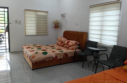 Kijal House | Roomstay NAZALÏA