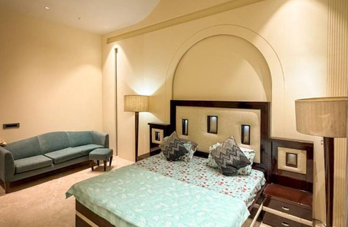 Alwar Bed & Breakfast | Rosewood Manor BNB