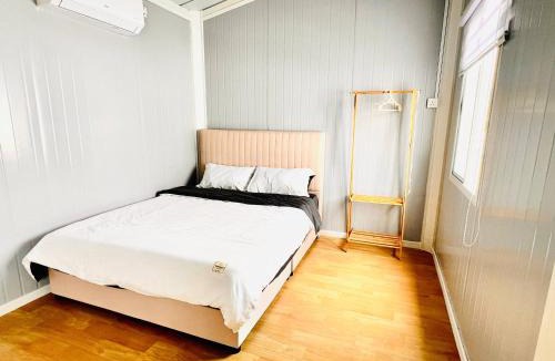 Larut House | Rossaliya Cottage