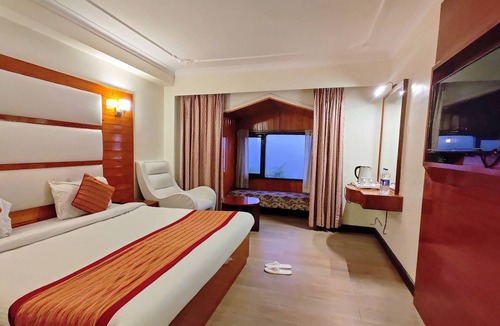 Baldeyan Hotel | Royal Jardin Whistling Pines Resort