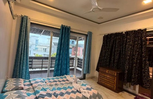Atvan Villa | Royal lion piont view villa