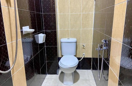 Rahang Kecil Hotel | Royals Star Hotel