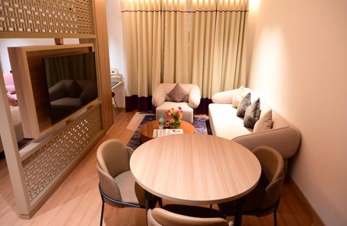 Hyderabad Hotel | Royalton Hyderabad Abids