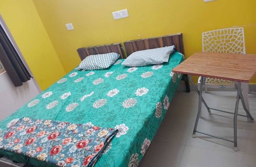 Kadubeesanahalli Hotel | Rudra Co-Living Hotel-PG