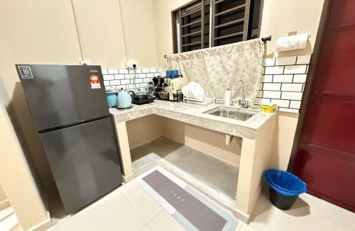 Asam Kumbang House | Rumah No 5