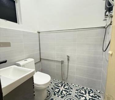 Asam Kumbang House | Rumah No 5