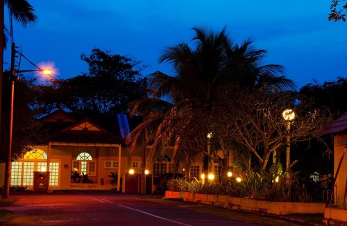 Kampung Kongsi Villa | RUMBIA RESORT VILLA Paka Terengganu