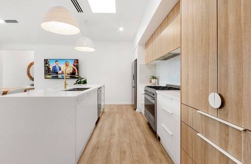 Callala Beach House | Runaway at Callala Beach - 3 Minute Walk to Beach