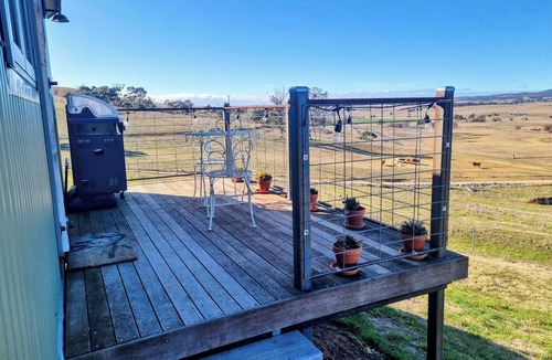 Georges Plains Cabin | Rustic Range Retreat @ Charlotte's Hut Stay, Relax, Unwind & Reconnect