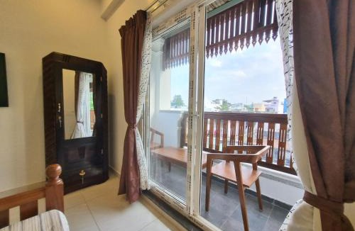 Heritage Town House | RVS Chalet