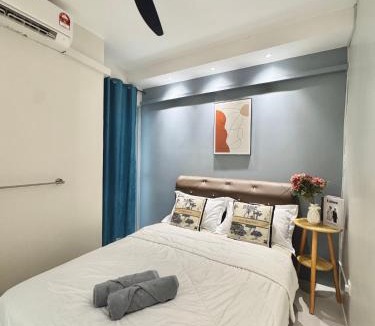 Pusat Komersil Lee Ling Apartment | S16-03 Metrocity Square Condominium - 3R2B - 8 Pax