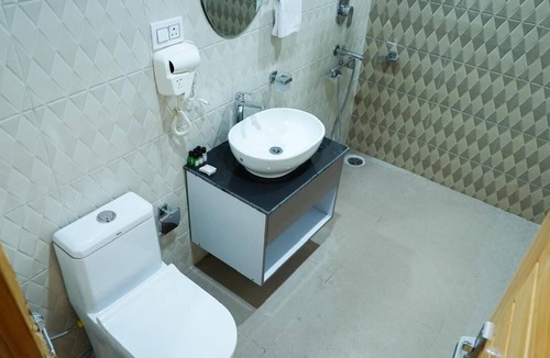 Suja Hotel | Saanjh Cottages - Hotel In Bir