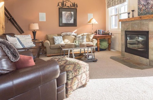 Saddle Ridge House | Saddle Ridge Townhome - Unit J1