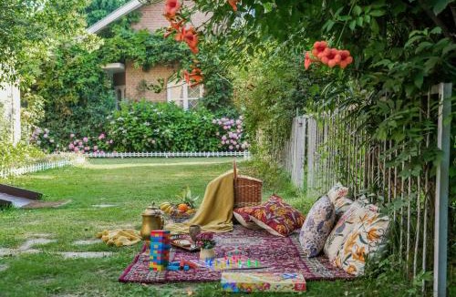 Srinagar House | SaffronStays Awakening - Heritage suites in Srinagar with Kashmiri craft, river walks & farm-to-table dining