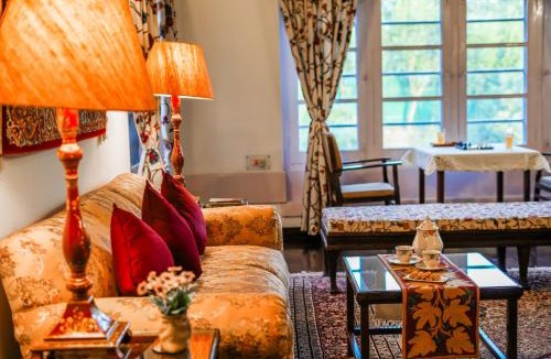 Srinagar House | SaffronStays Awakening - Heritage suites in Srinagar with Kashmiri craft, river walks & farm-to-table dining