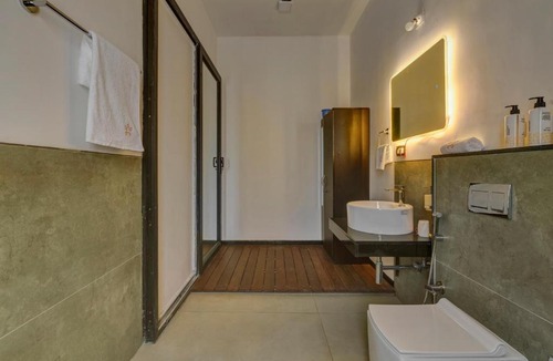 Hosur Villa | SaffronStays Hakki Angana