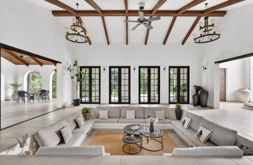 Cheyyur Villa | SaffronStays Yutori