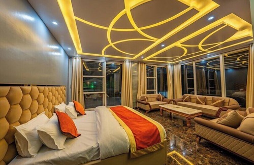 Bhimtal Hotel | Sah Hills Retreat