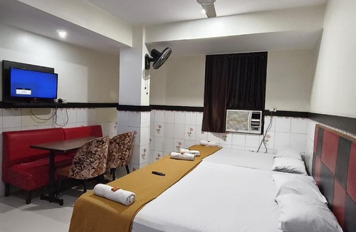 Dombivli East Hotel | Sai Lodging And Boarding