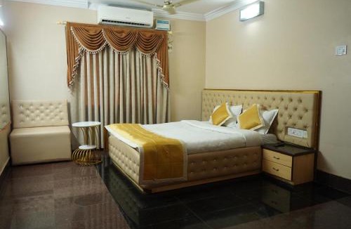 Shirdi Hotel | Sai Samrat Hotel