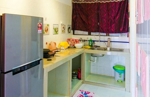 Batu Ferringhi Condo | Sakura Home with Pool at Batu Ferringhi near to Beach