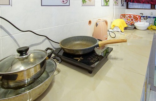 Batu Ferringhi Condo | Sakura Home with Pool at Batu Ferringhi near to Beach