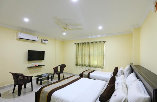 Pallavaram Hotel | SAlBALA INN