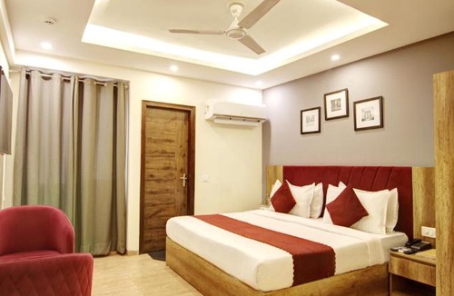 Sushant Lok Hotel | Saltstayz Select - Huda City Center