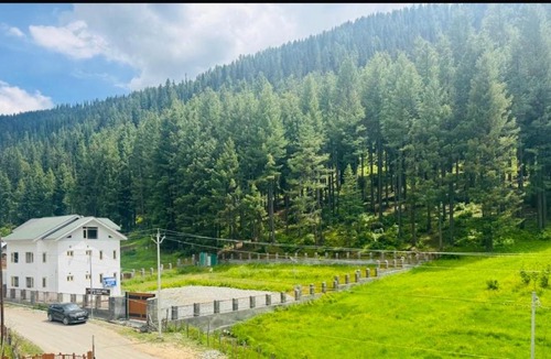 Gulmarg House | Samoon Guest House