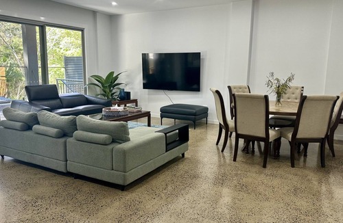 Sanctuary Point House | Sanctuary on the Creek