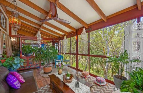 Dunbogan House | Sandalwood