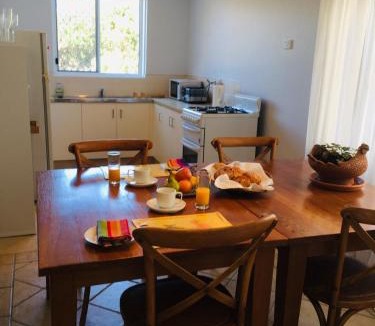 Bangalee Bed & Breakfast | Sandy toes