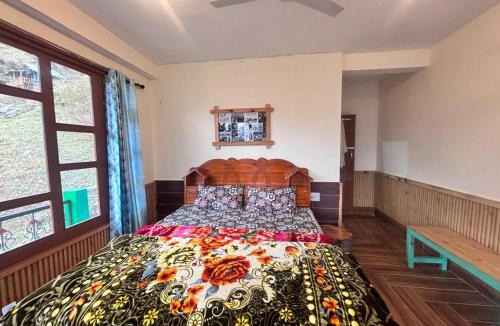 Tosh Hotel | sanoview