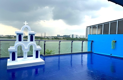 Puchong House | Santorini in Msia 3000sqft TownVilla, rooftop BBQ, sunset lakeview, 5BR, 13pax