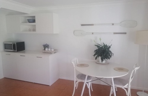 Sapphire Beach Apartment | Sapphire Beach - Pet Friendly - Beach 5 Minute Walk