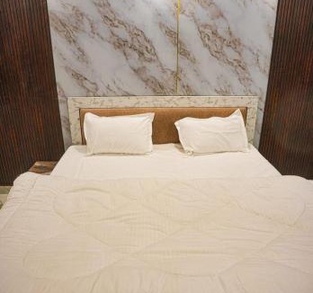 Allahabad Hotel | Sapphire By the Ganges