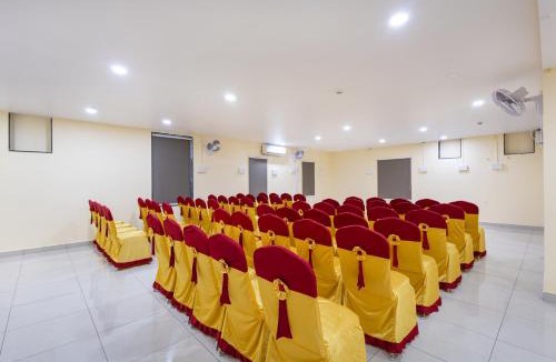Guntur Hotel | Sapthami Luxury Rooms